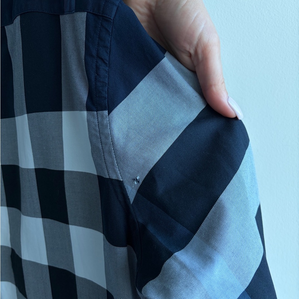 Burberry Men's Black and White Plaid Shirt - Picture 6 of 9